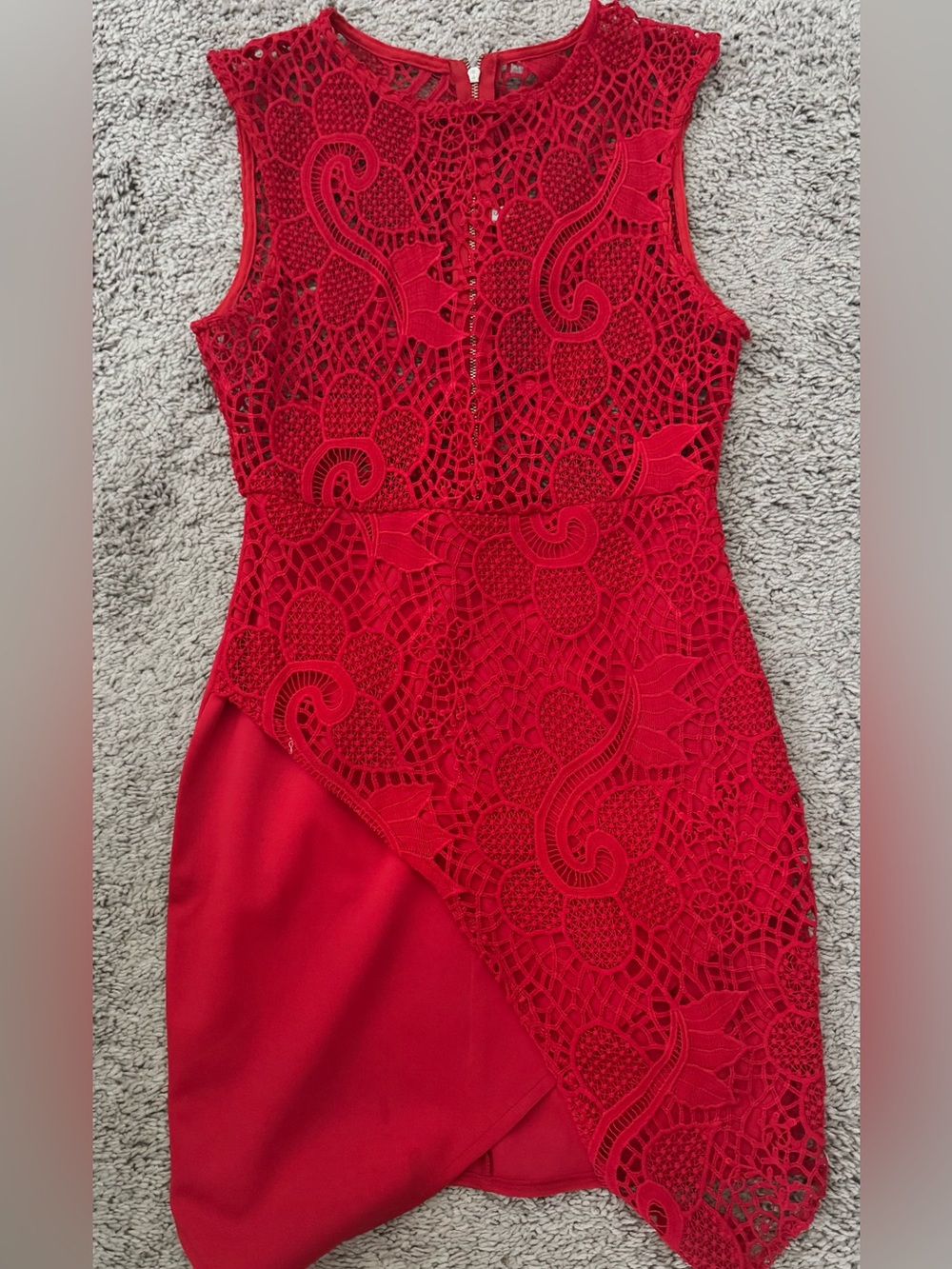 Red baroque patterned dress